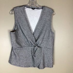 J Crew 365 textured black & white surplice top EUC